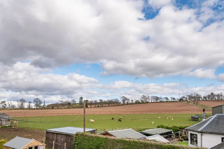 Springfield Cottage, Balhomie Farm, Cargill, PH2 6DS